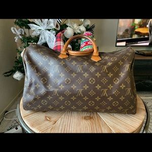 Louis Vuitton Speedy 40